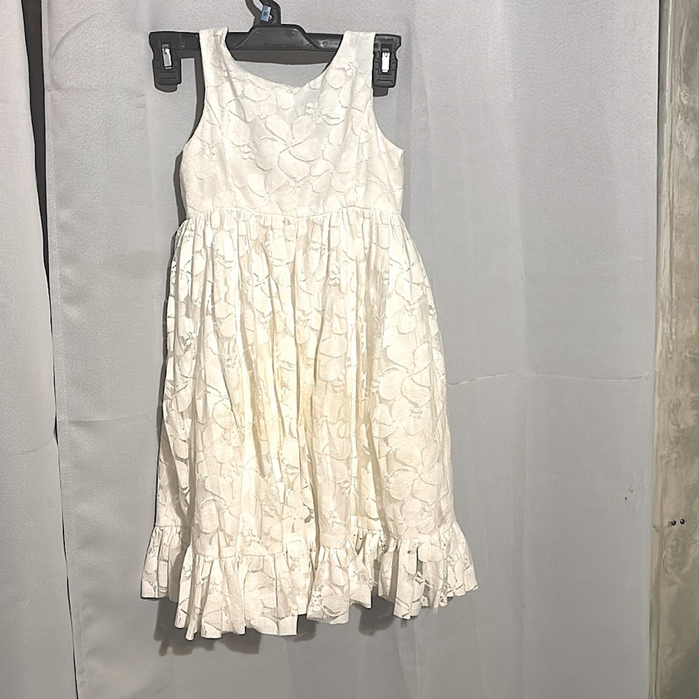 David’s bridal worn once size 7 girls flower flower girl dress